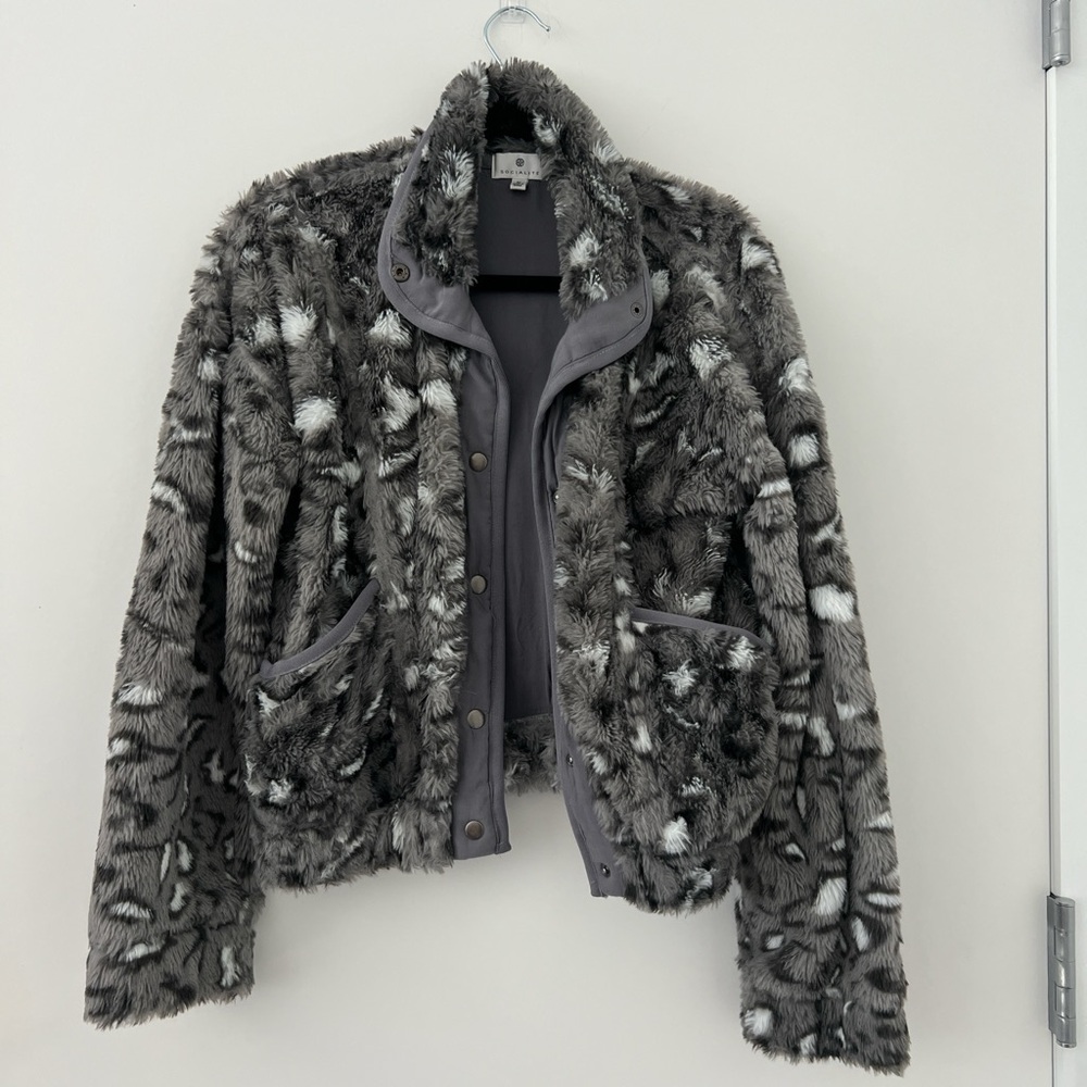 Socialite Gray and White Teddy Jacket